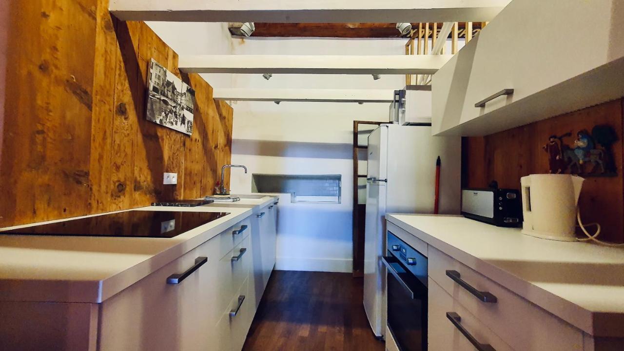 Le Rousseau Apartment Annecy Luaran gambar